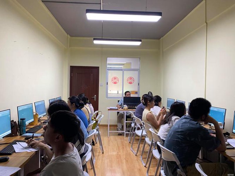 企业如何高效定制ERP系统